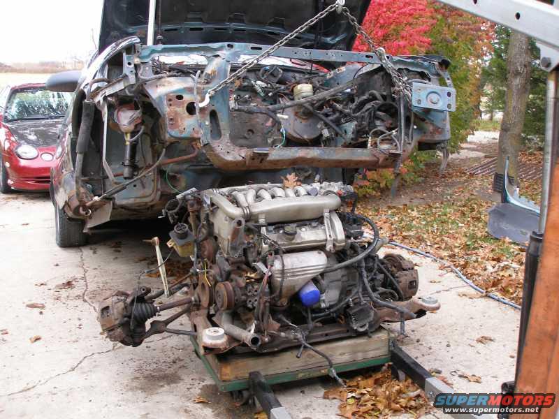 engine-out-of-v6.jpg 