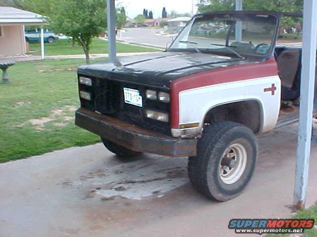 bumper09.jpg final product of bumper #1.  it soon was traded to my friend Capitalj for enough metal to rebuild a smaller version.  he cut it shorter and made a rear bumper for his BroncoII