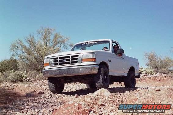 cmy_documentspm4nm8cobqiaac8v4n8_4225_141.jpg In Arizona no lift on 32's...