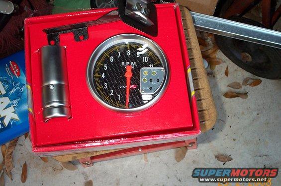 tach-001.jpg tach, shift light and mounting bracket