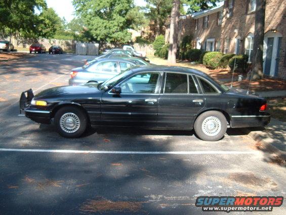 173.jpg Stock Police Wheels and Caps :-(