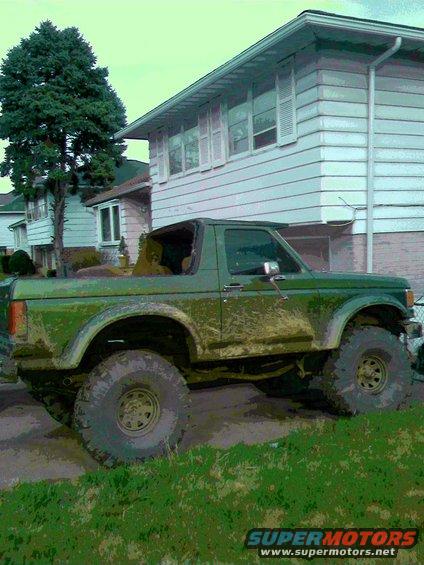 bronco-muddy.jpg topless bronco