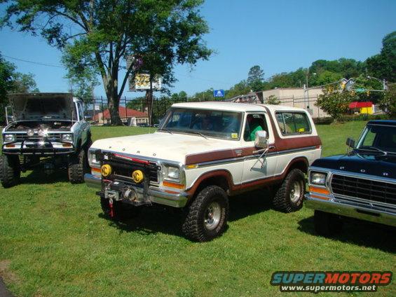 bronco-08-063.jpg 