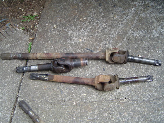 63008-034.jpg TTB axle shaft set from Todd's '85 $80