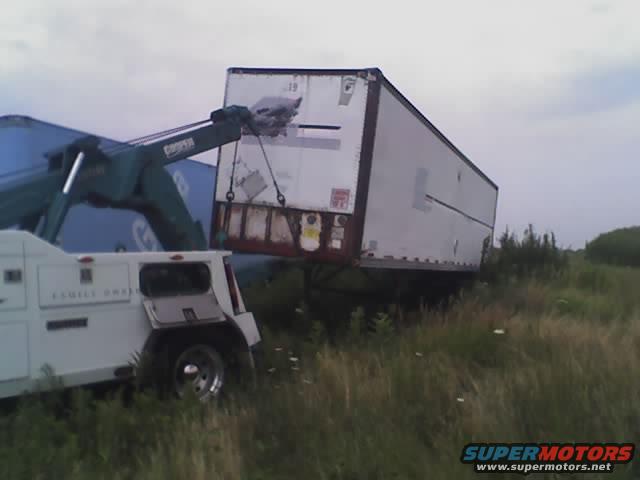 trailerlift.jpg 