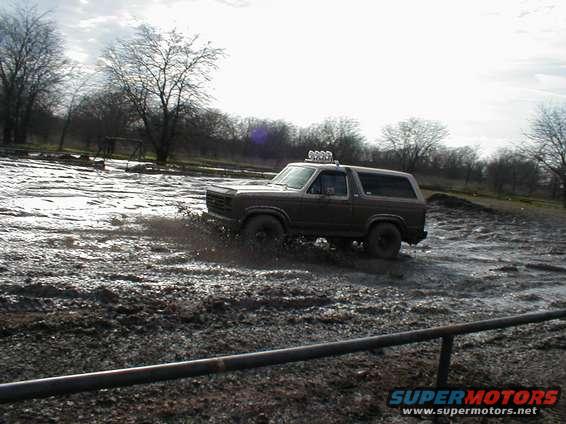 1995 Ford bronco mudding #4