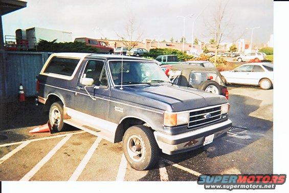 testbronco.jpg Sitting at work, during the week before I washed it.