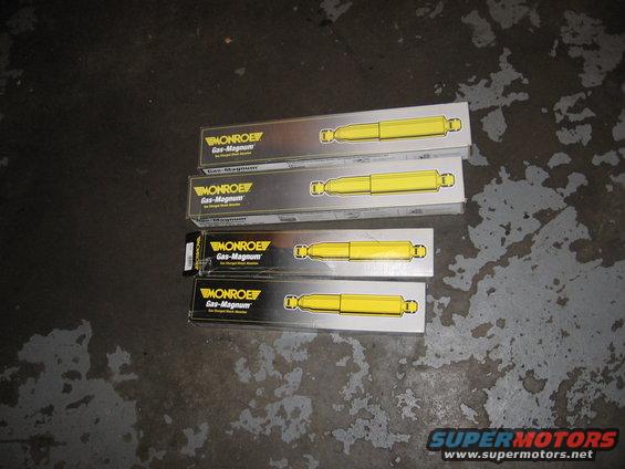 img_3959.jpg '88-98 new shocks never used $100