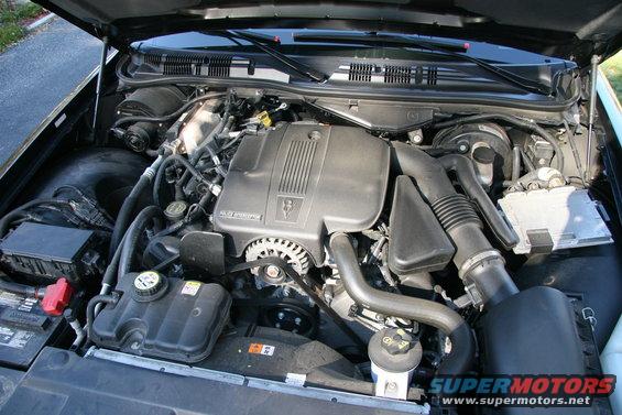 2007-cvlx-016.jpg 32V 4.6L V8