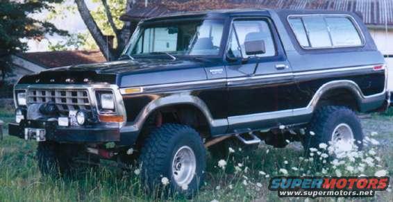 bronco_side.jpg Right after new paint, with 35's