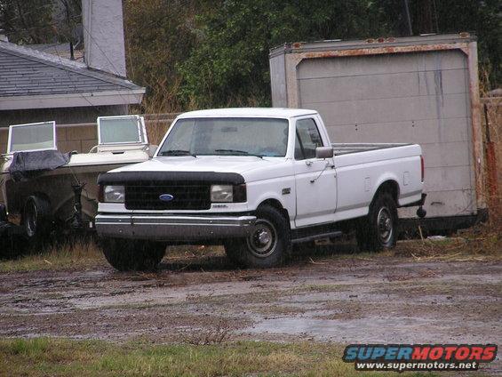 rain-diesel.jpg random pic of my truck in the rain