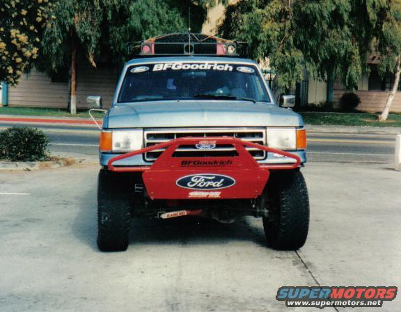 bronco1.jpg TJ before the start of the 1995 Baja 1000, chasing for Mike Jakobson in class 5.