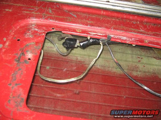 picture-009.jpg fosgate wire led through tailgate into male pin connectors & electrical taped so they don't move.  