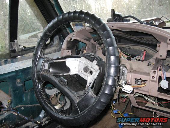 truck2-006.jpg Steering wheel