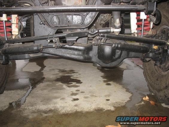 95-bronco.jpg 95 Bronco with tie rod flip and Heim joints