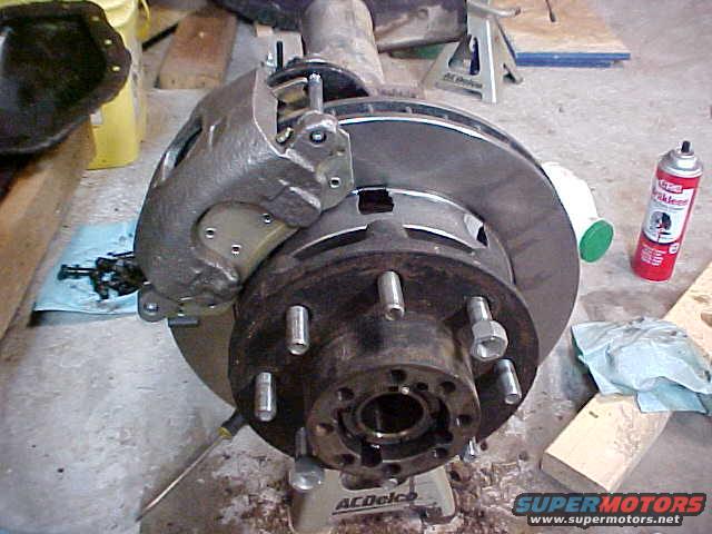 14bdisk07.jpg disk brakes installed on brackets