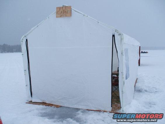 ice-camp-10.jpg 