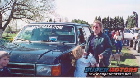 339owned1.jpg Here I am with my kids and the bronco. I had just ben OWNED! LOL