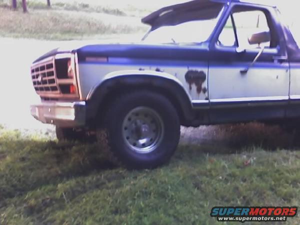 bronco-4.jpg just showing tire clearence