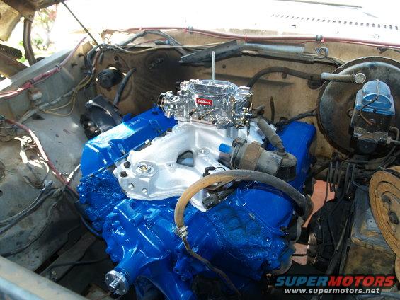 p3256923.jpg Got the shiny stuff going on now, Edelbrock intake and carb
