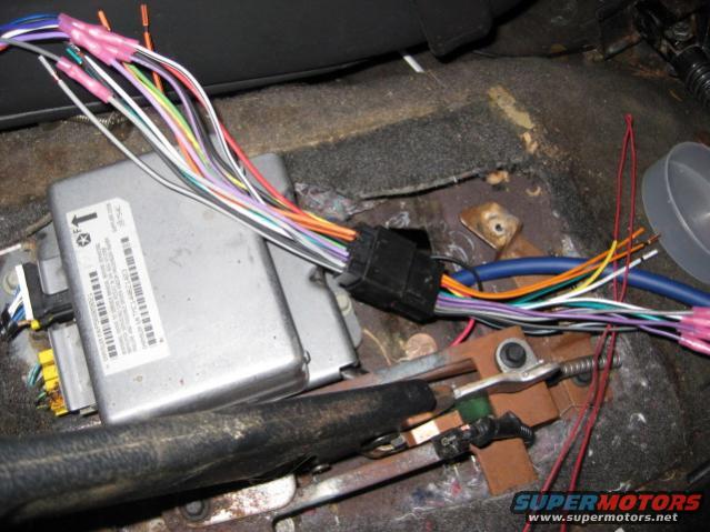 ford-radio-harness-disconnect.jpg ford radio harness for disconnecting the console
