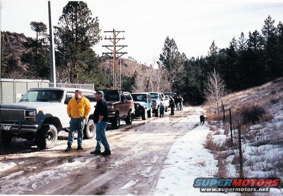 grouptrailhead.jpg Airing down..