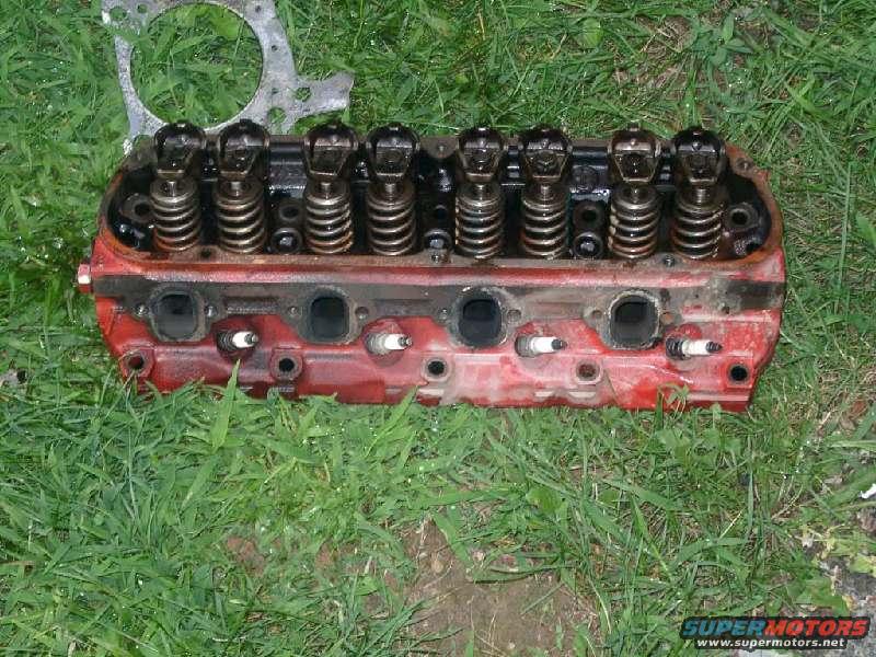 left-head-off.jpg This is the right stock 302 cylinder head.