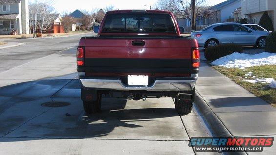 ram-with-nerf-bars-mud-flaps-new-tires-(4).jpg 