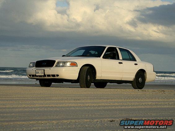 img_0521e.jpg On the beach in Daytona, Florida