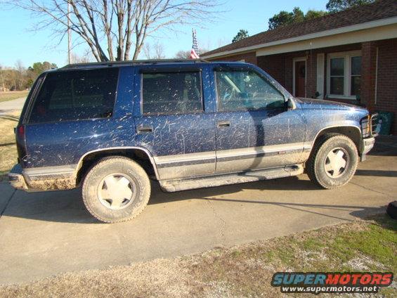 dsc00772.jpg took it muddin once on purpose and the distributer got wet.. yikes