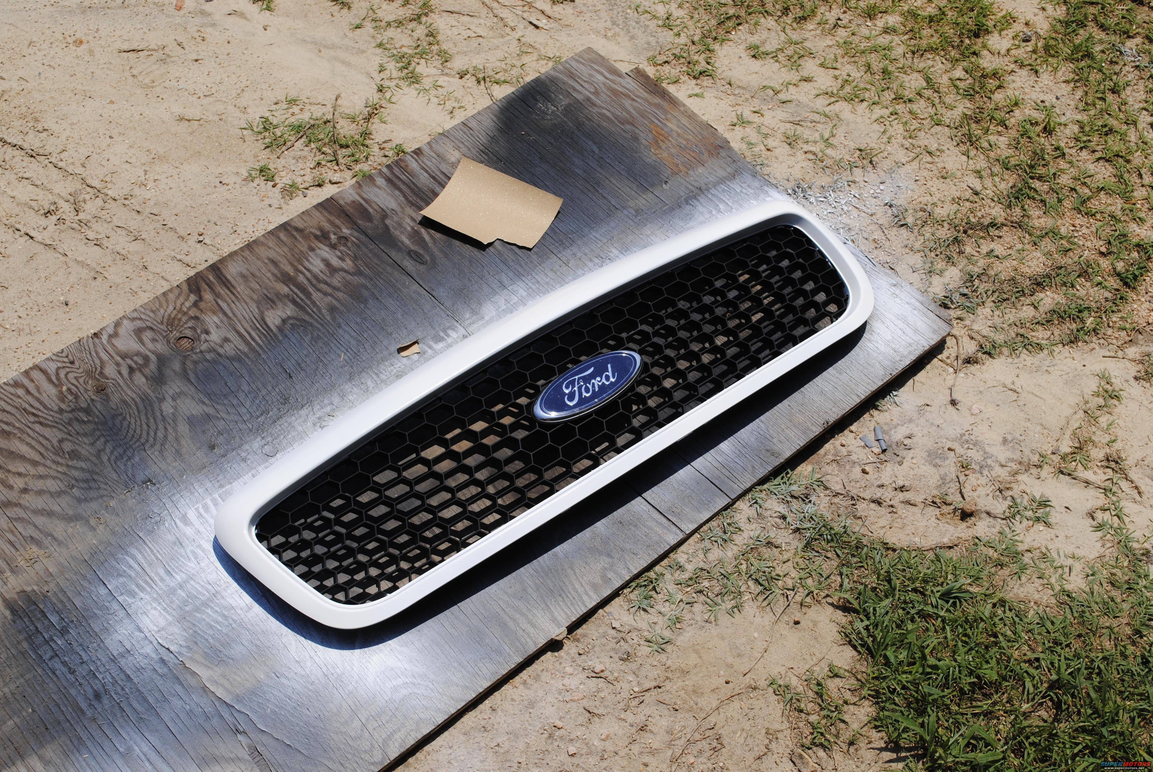 2002 Ford crown victoria grill #8