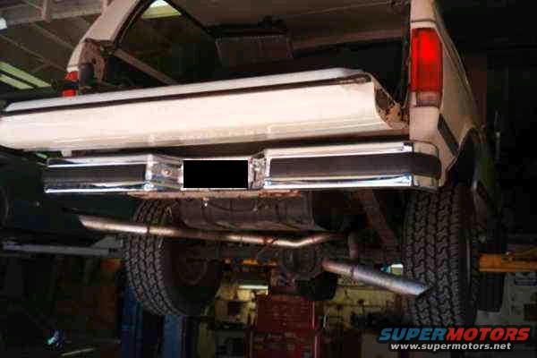 017_17.jpg Dual exhaust, 33x12.50x15 Dayton Timberlines