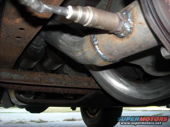 4upovrxmember.jpg Exhaust over the crossmember