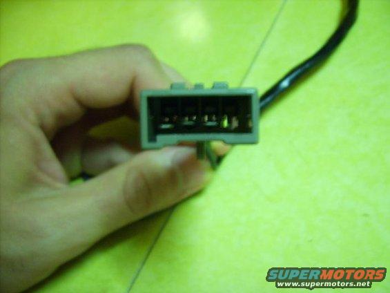 dsci0268.jpg Tripminder to Clock Harness Connector