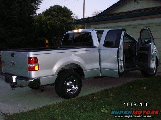 2010_1108f150worktruck0002.jpg 