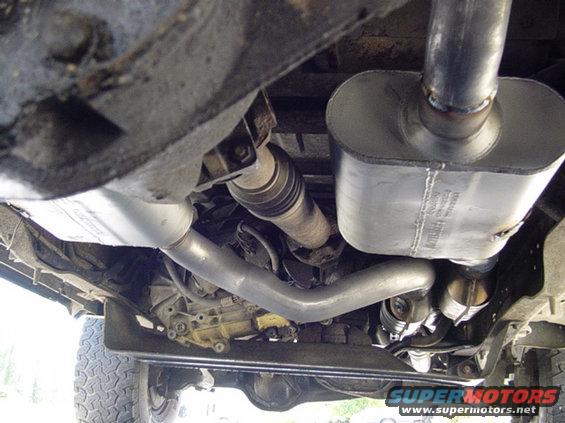 exhaust-pics-011.jpg dual flowmaster 40's