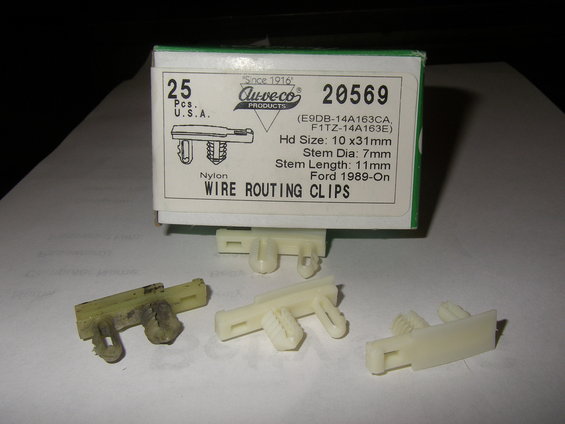 test-connector-wire-mounting-clip.jpg 