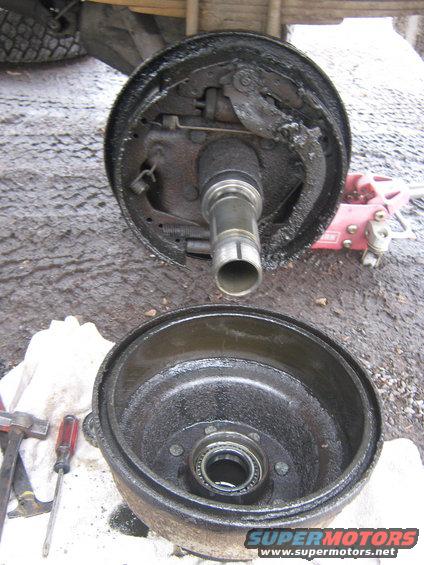 brake-job-on-big-red-002.jpg 