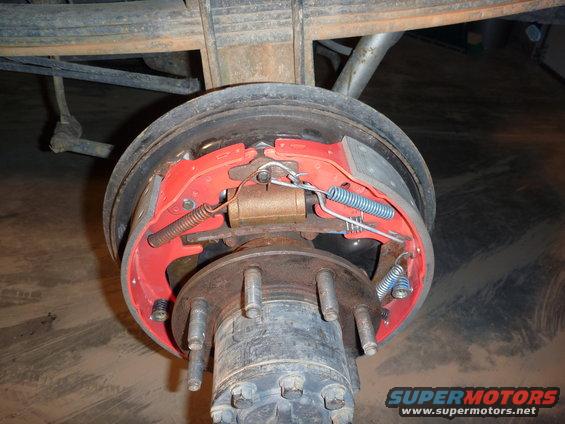 rear-brake-pad-drum-replace-dana-70-(6).jpg 