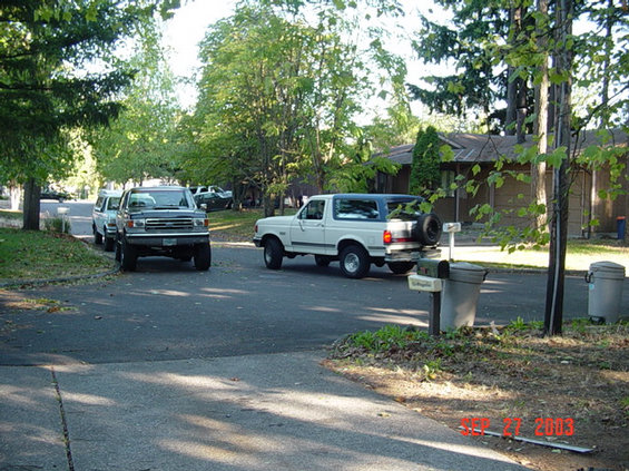 todds-sawzall-fun-048.jpg This was a nice bronco