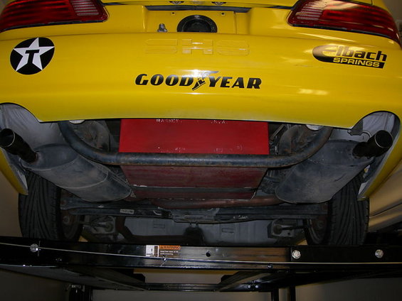 bondurant01fueltank.jpg 