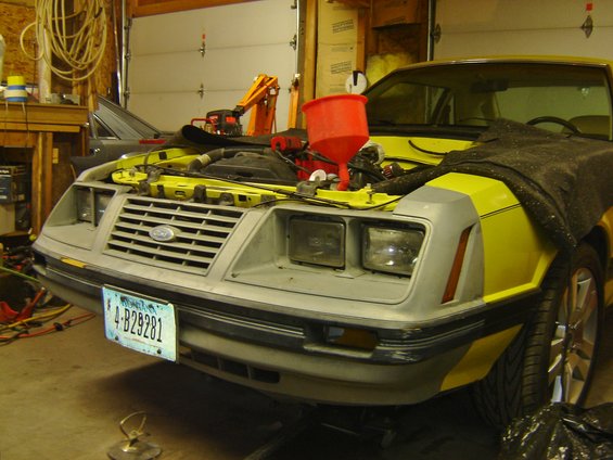 dsc00149.jpg here the loner 1984 front bumper i installed so to have the aligment done.