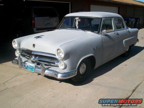 52-ford-outside.jpg 