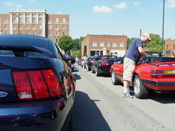 mustang-alley-somerset-2011-032.jpg 