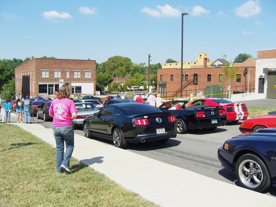 mustang-alley-somerset-2011-029.jpg 