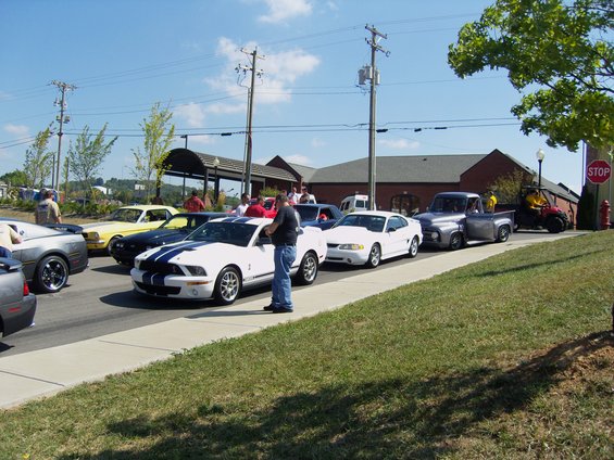 mustang-alley-somerset-2011-026.jpg 