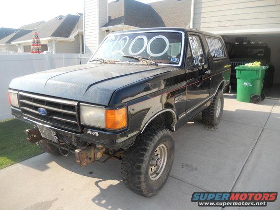 010.jpg This is a 1991 Ford Bronco XLT E4OD with a 351W - the following pictures in the thread are of the restoration and modification of the vehicle...enjoy