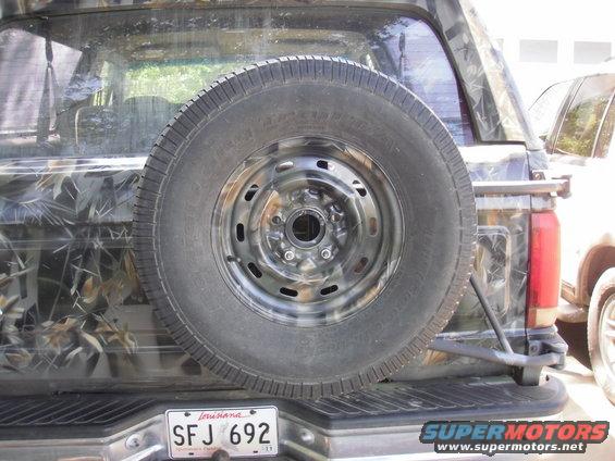 ew-031.jpg Spare tire.