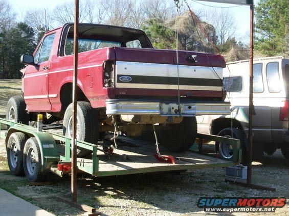 45center.jpg Just centering the truck  on the trailer before lifting the body - I want to be able to set the body right back down.

[url=http://www.supermotors.net/registry/2742/33395-4][img]http://www.supermotors.net/getfile/311283/thumbnail/03winch.jpg[/img][/url]