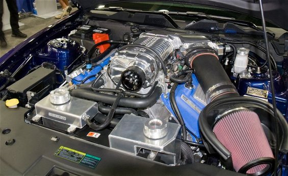 2012-ford-mustang-shelby-gt-500-engine2.jpg 